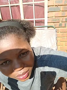 SweetHoney21  online show from 23, 5, 2026