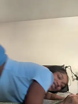 Snapshot of PrettyBabriexox chatting on 26, 10, 2025 PrettyBabriexox online show from 26, 10, 2025