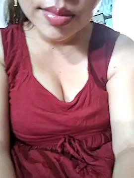 Snapshot of babyjunee12 chatting on 4, 2, 2026 babyjunee12 online show from 4, 2, 2026