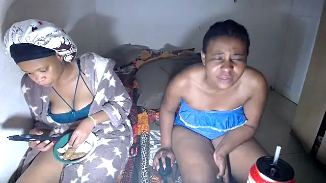 EbonyEssence online show from 12, 4, 2026