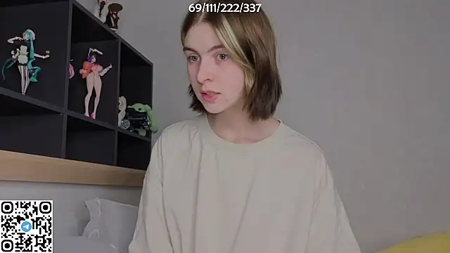 Snapshot of bertamimi chatting on 27, 10, 2025 bertamimi online show from 27, 10, 2025