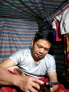 DungLuongg online show from 4, 5, 2026