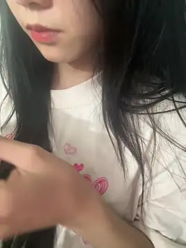 Snapshot of Desi_sara chatting on 11, 10, 2025 Desi sara online show from 11, 10, 2025