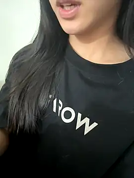 Snapshot of Desi_sara chatting on 6, 11, 2025 Desi sara online show from 6, 11, 2025