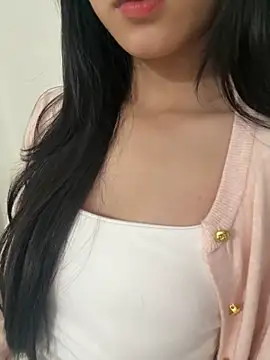 Snapshot of Desi_sara chatting on 5, 12, 2025 Desi sara online show from 5, 12, 2025