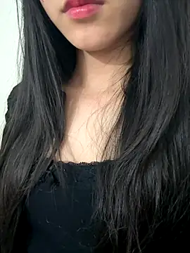 Snapshot of Desi_sara chatting on 15, 12, 2025 Desi sara online show from 15, 12, 2025