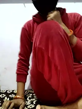 poojam93 online show from 24, 11, 2025