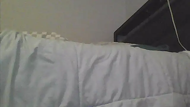 Snapshot of sarahkat86 chatting on 20, 4, 2026 sarahkat86 online show from 20, 4, 2026