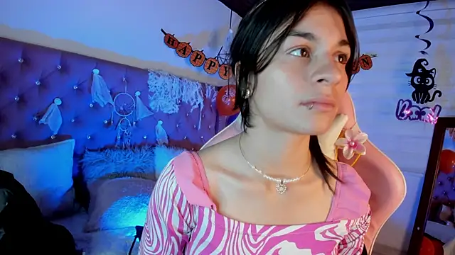 Snapshot of Jade_rey_ chatting on 17, 10, 2025 Jade rey online show from 17, 10, 2025