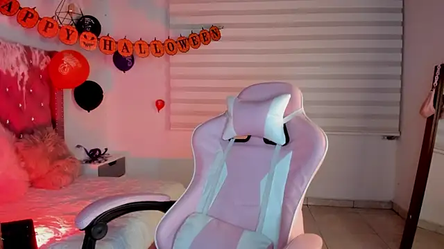 Snapshot of Jade_rey_ chatting on 30, 10, 2025 Jade rey online show from 30, 10, 2025