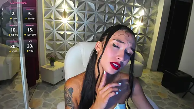 Snapshot of hellen_tease chatting on 23, 5, 2026 hellen tease online show from 23, 5, 2026