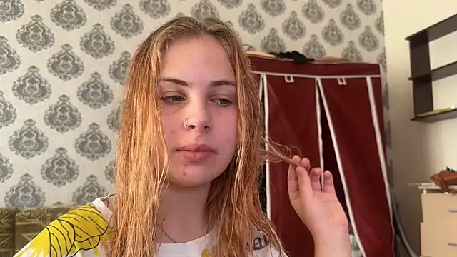 Snapshot of Alismoona chatting on 12, 7, 2026 Alismoona online show from 12, 7, 2026