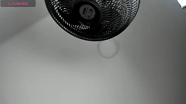 sweet  vanessa1 online show from 12, 9, 2025