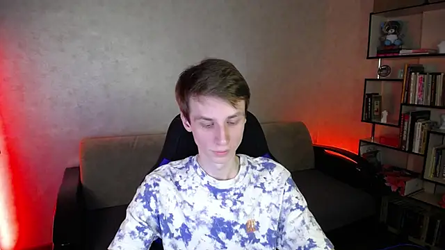 Snapshot of yes_cute_boy_ chatting on 5, 10, 2025 yes cute boy online show from 5, 10, 2025