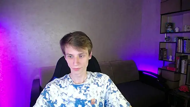 Snapshot of yes_cute_boy_ chatting on 17, 10, 2025 yes cute boy online show from 17, 10, 2025