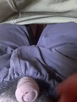 Snapshot of Brongiep chatting on 13, 9, 2025 Brongiep online show from 13, 9, 2025