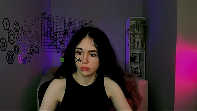 Snapshot of riley_sanders chatting on 8, 10, 2025 riley sanders online show from 8, 10, 2025