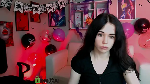 Snapshot of riley_sanders chatting on 26, 10, 2025 riley sanders online show from 26, 10, 2025