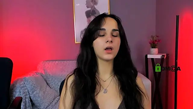 Snapshot of riley_sanders chatting on 16, 11, 2025 riley sanders online show from 16, 11, 2025