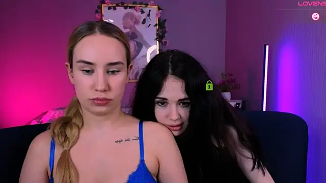 Snapshot of riley_sanders chatting on 29, 11, 2025 riley sanders online show from 29, 11, 2025