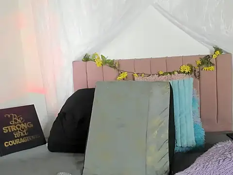 Tania xw online show from 20, 12, 2025