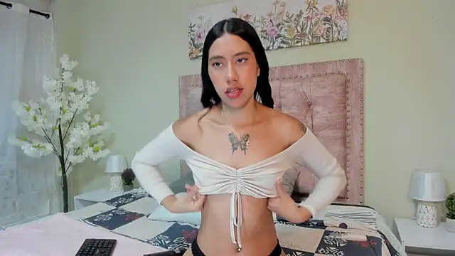 Snapshot of Mei_Lin_Luna chatting on 9, 10, 2025 Mei Lin Luna online show from 9, 10, 2025