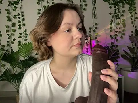 Snapshot of MoonIvy_ chatting on 16, 1, 2026 MoonIvy online show from 16, 1, 2026