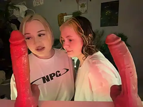 Snapshot of MoonIvy_ chatting on 18, 2, 2026 MoonIvy online show from 18, 2, 2026