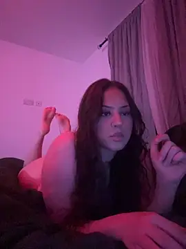 Snapshot of laylabliss chatting on 18, 9, 2025 laylabliss online show from 18, 9, 2025