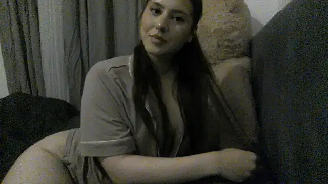 Snapshot of laylabliss chatting on 18, 10, 2025 laylabliss online show from 18, 10, 2025