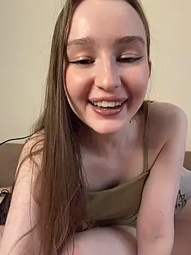 Snapshot of Mary_Sensory chatting on 5, 5, 2026 Mary Sensory online show from 5, 5, 2026