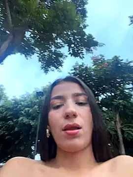 -juicy  online show from 19, 11, 2025