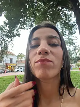 -juicy  online show from 15, 6, 2026