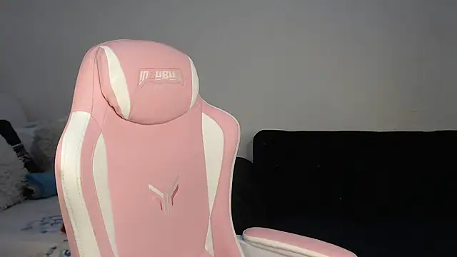 Diva-Lolah online show from 17, 11, 2025