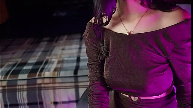 Snapshot of NidhiChandra chatting on 15, 9, 2025 NidhiChandra online show from 15, 9, 2025