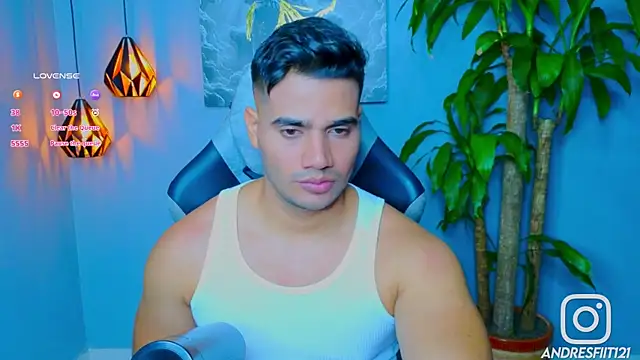 Snapshot of AndresR3 chatting on 20, 9, 2025 AndresR3 online show from 20, 9, 2025