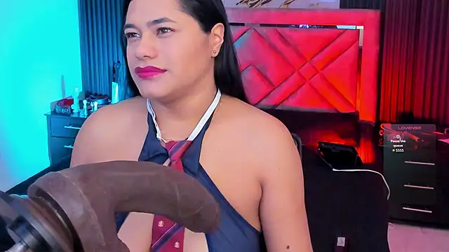 Issafoxx online show from 29, 10, 2025