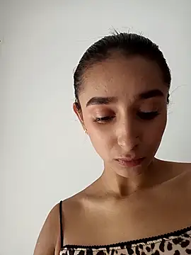 Snapshot of CandyFoxter_ chatting on 28, 10, 2025 CandyFoxter  online show from 28, 10, 2025