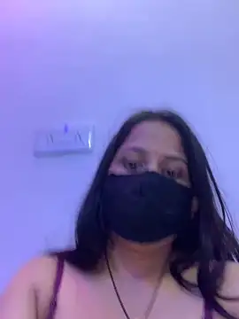 Snapshot of misharani00 chatting on 14, 10, 2025 misharani00 online show from 14, 10, 2025