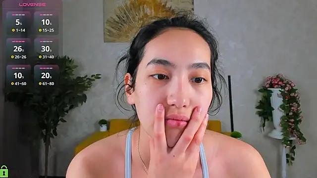 FlirtyAura online show from 2, 2, 2026