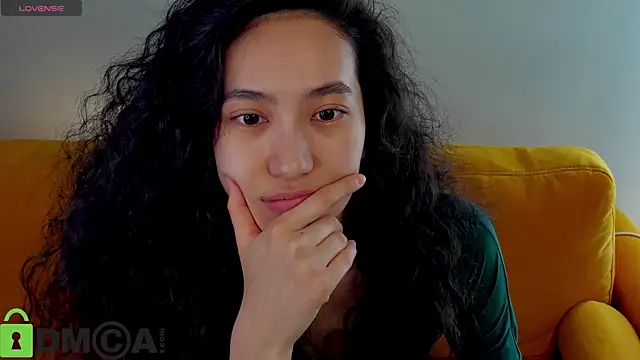 FlirtyAura online show from 26, 3, 2026