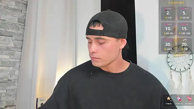 Snapshot of connorsmiith chatting on 21, 10, 2025 connorsmiith online show from 21, 10, 2025