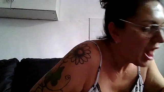RubyyRosee online show from 29, 6, 2026