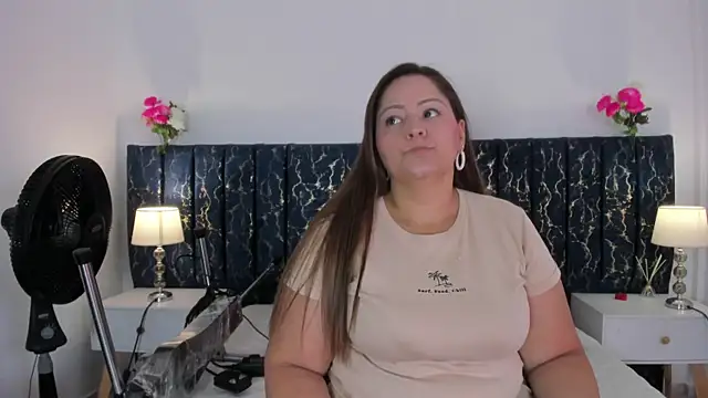 Snapshot of katte_landerr chatting on 20, 3, 2026 katte landerr online show from 20, 3, 2026