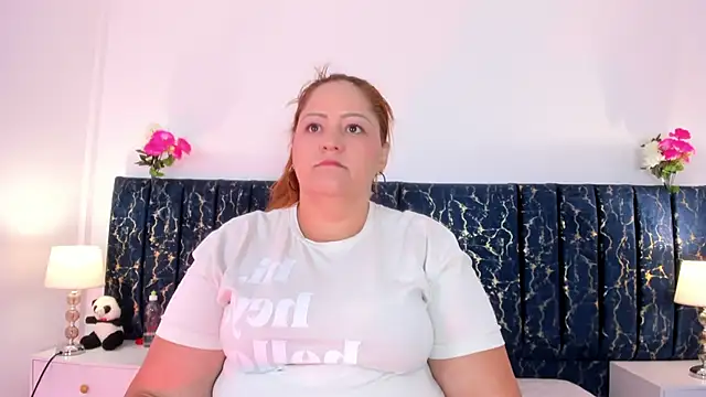 Snapshot of katte_landerr chatting on 20, 5, 2026 katte landerr online show from 20, 5, 2026