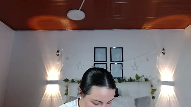 Megan 05  online show from 4, 2, 2026