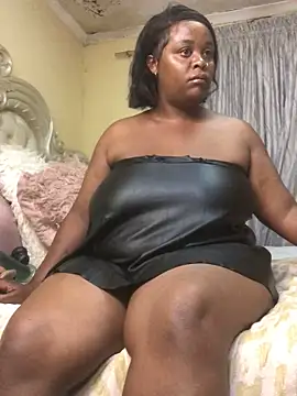 Snapshot of KINKYBOOTI22 chatting on 1, 4, 2026 KINKYBOOTI22 online show from 1, 4, 2026