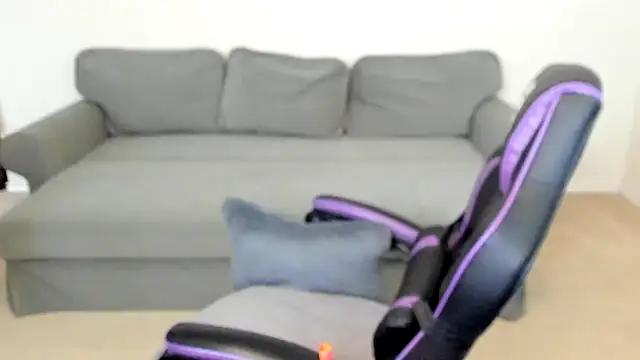 Josie4yourpleasure online show from 27, 10, 2025