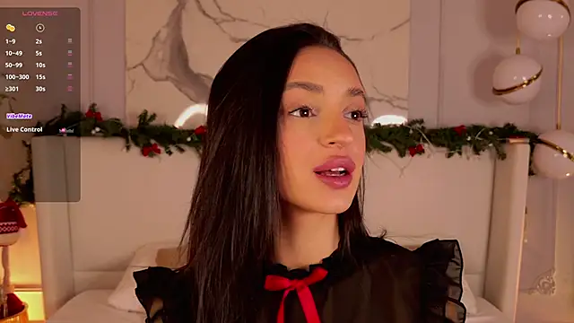 AdoraCortes online show from 15, 12, 2025