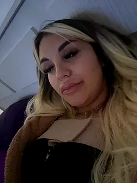 Snapshot of Princess-Jasmine07 chatting on 21, 10, 2025 Princess-Jasmine07 online show from 21, 10, 2025